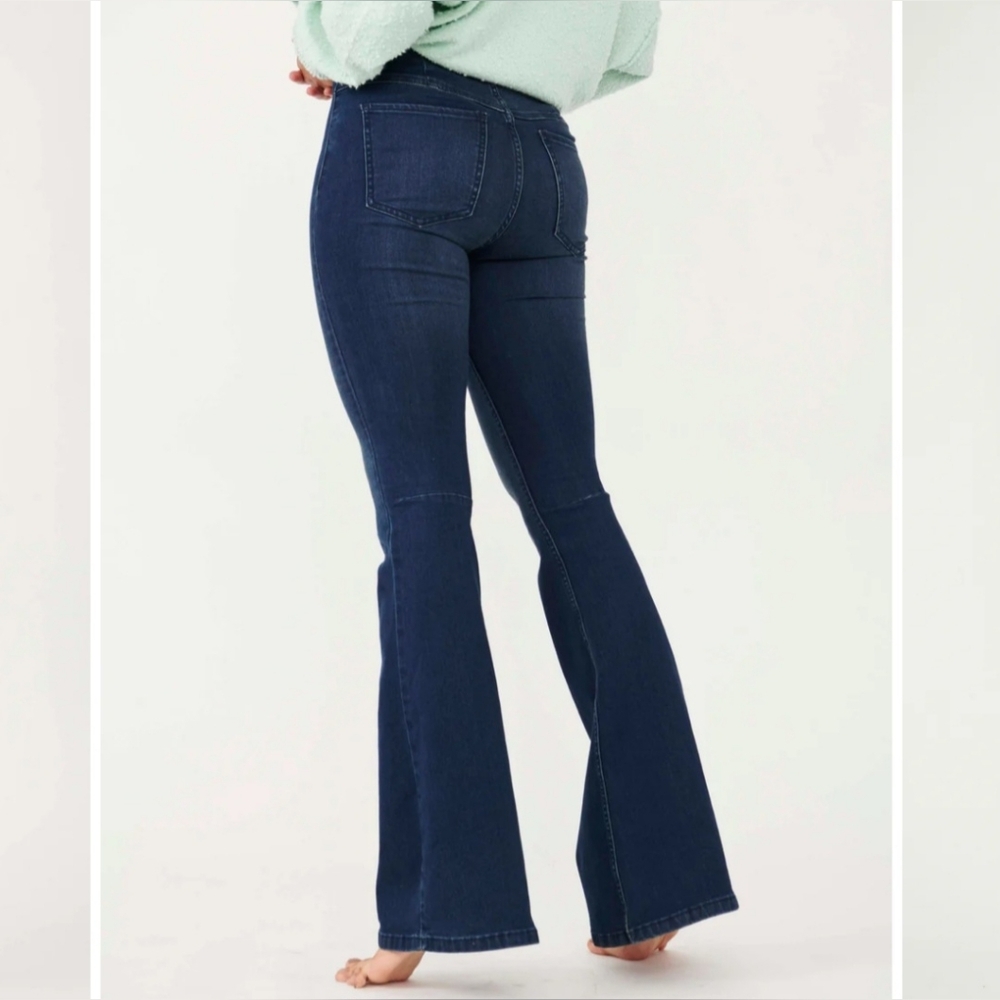 Free People Jeans Penny Pull On Flare Dark Wash Bell Bottoms Elastic Waist S:26R